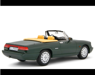 Alfa Romeo Spider 1.6 - 2.0i 1990 Verde Laudoracing 1:18 Resinemodell (Türen, Motorhaube... nicht zu öffnen!)